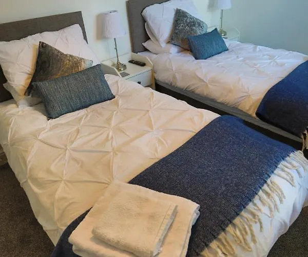 Hébergement de vacances Coastal Cottage, Private Hot Tub & Sauna Sleeps 2-8 With Views *