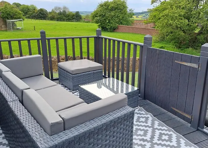 Coastal Cottage, Private Hot Tub & Sauna Sleeps 2-8 With Views Hébergement de vacances